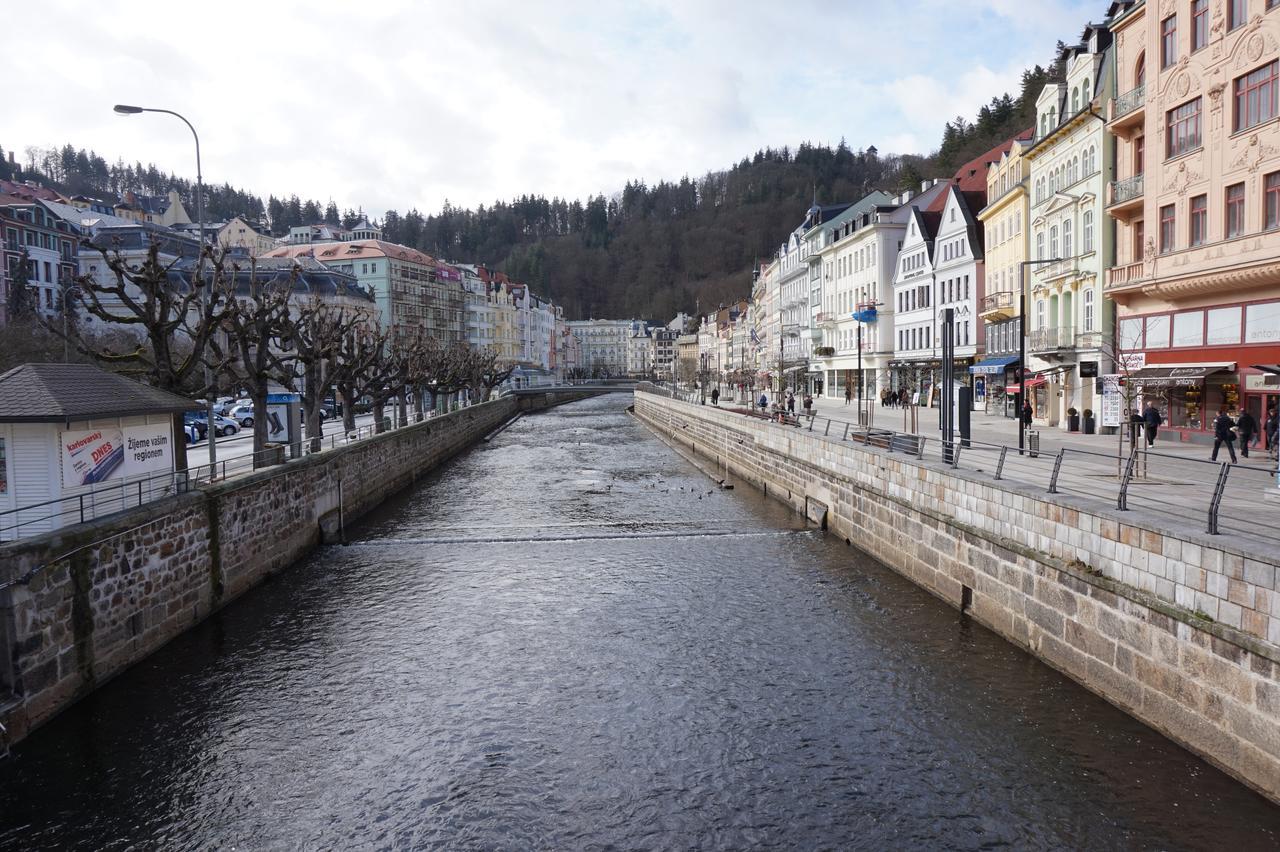 Karlsbad Prestige Leilighet Eksteriør bilde